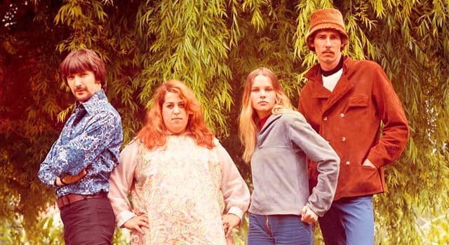 Cultuur Trivia Vraag: Over welke dag van de week zong de groep "Mamas & the Papas"?