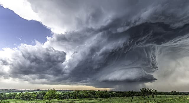 Natuur Trivia Vraag: Wat is een "Derecho" storm?