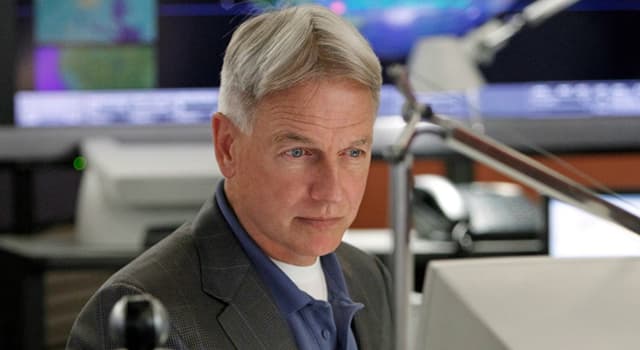 Films et télé Question: L'agent spécial "Leroy Jethro Gibbs" (Gibbs), joué par Mark Harmon, est l'un des personnages de quelle série ?