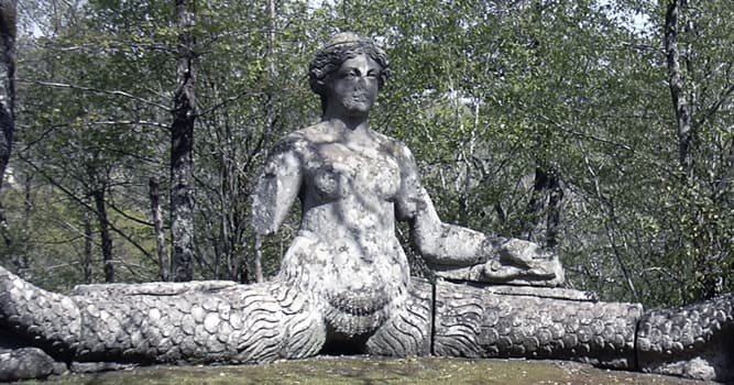 Cultura Pregunta Trivia: ¿Quién era mitad mujer-mitad serpiente en la mitología griega?