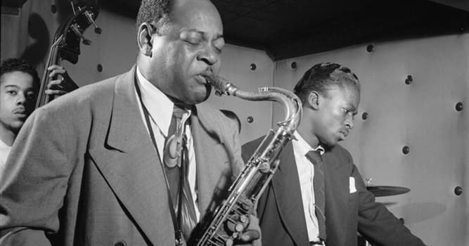 Culture Question: Quel genre musical a fortement influencé Miles Davis ?