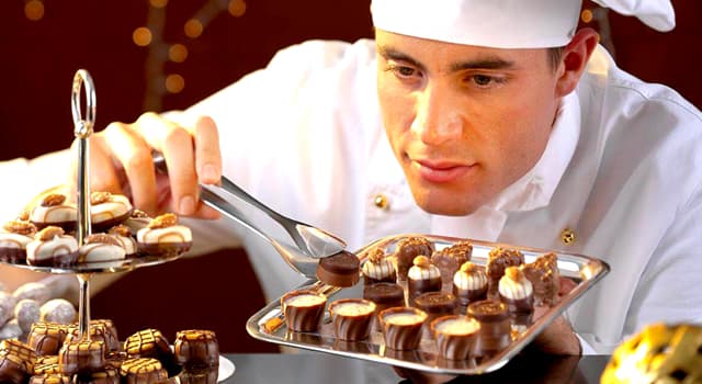 Sociedad Pregunta Trivia: ¿Cómo se llama a la persona que confecciona golosinas a partir del chocolate?