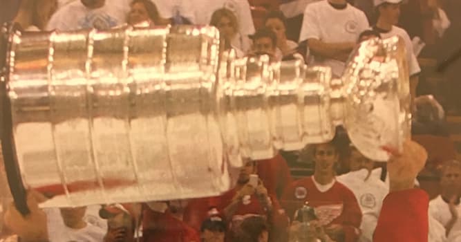 Deporte Pregunta Trivia: ¿Cómo se llama el trofeo de la liga profesional de hockey sobre hielo (NHL) de EE. UU. y Canadá?