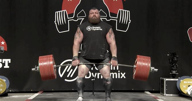 Sport Trivia Question: What weight did Eddie Hall lift when breaking his own world record in the deadlift in 2016?