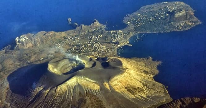 Geografía Pregunta Trivia: ¿A qué grupo de islas italianas pertenece la Isla Vulcano?