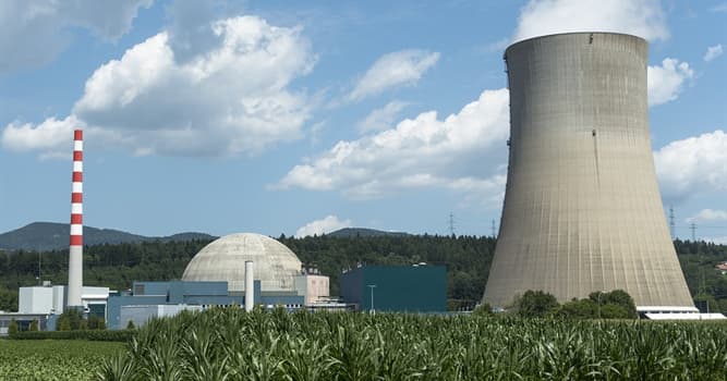 História Pergunta Trivial: As duas usinas nucleares de Angra foram construídas na Praia de Itaorna. O que significa "Itaorna"?