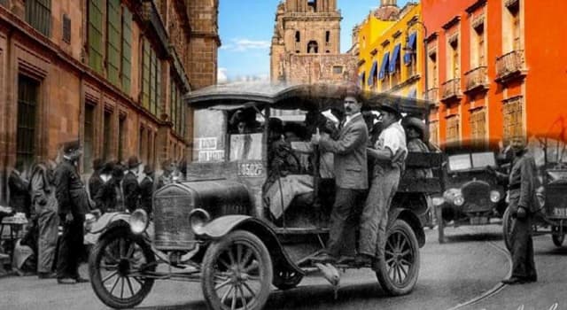 Sociedad Pregunta Trivia: ¿Cuál es el origen de que a los autos antiguos en México se les llame popularmente "fotingos"?