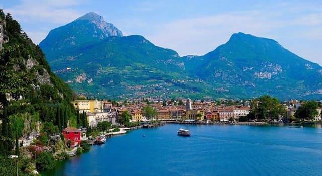 Geografía Pregunta Trivia: ¿En qué región de Italia se encuentra el Lago de Garda?