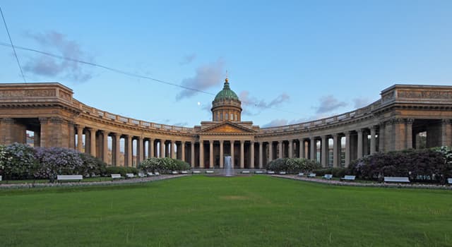 Geografia Pytanie-Ciekawostka: W którym mieście znajduje się Sobór Kazański?