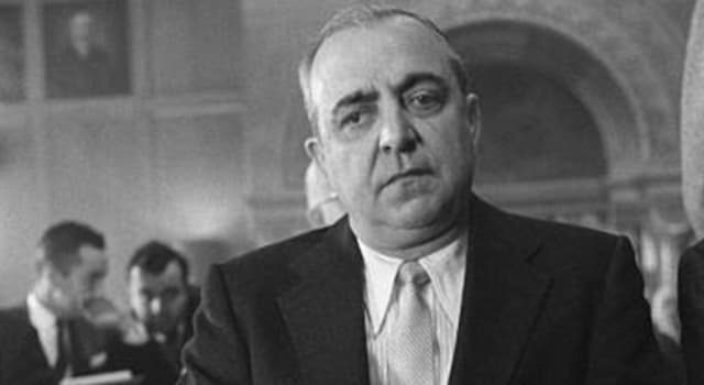 Movies & TV Trivia Question: The script of which film is said to be approved by the Italian-American mobster Russell Bufalino?