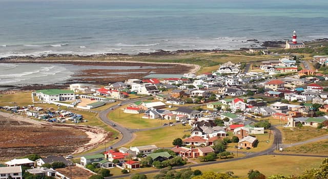 Aardrijkskunde Trivia Vraag: Waar is L'Agulhas, een dorpje bij Kaap Agulhas, beroemd om?