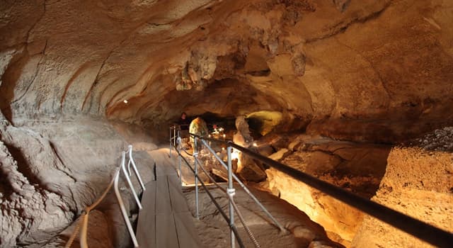 Geografía Pregunta Trivia: ¿En qué país se encuentra la cueva de Ghar Dalam?