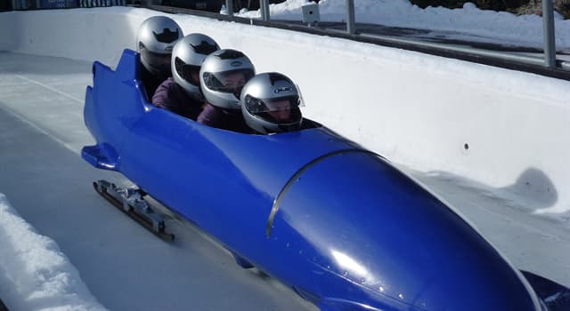 Deporte Pregunta Trivia: ¿En qué está la pista de bobsleigh más antigua que aún se utiliza en competiciones internacionales?