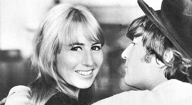 Maatschappij Trivia Vraag: Wat was de voornaam van de eerste vrouw van de Britse muzikant John Lennon?