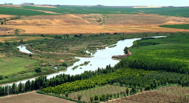 Geschiedenis Trivia Vraag: Welke oude beschaving ontwikkelde zich langs de oevers van de rivier de Tigris?