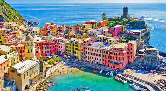 Aardrijkskunde Trivia Vraag: Uit hoeveel kustdorpen bestaat Cinque Terre?