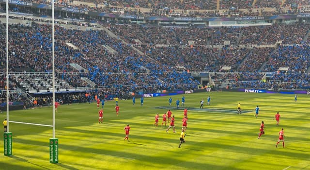 Sport Trivia Vraag: Wat zijn de maximale afmetingen van een rugbyveld inclusief het doelgebied?