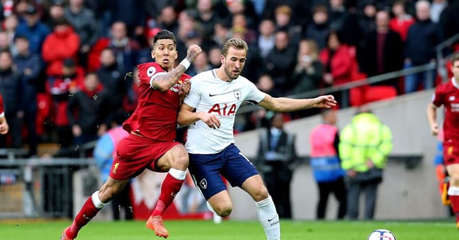 Спорт Вопрос: Что такое финт в футболе?