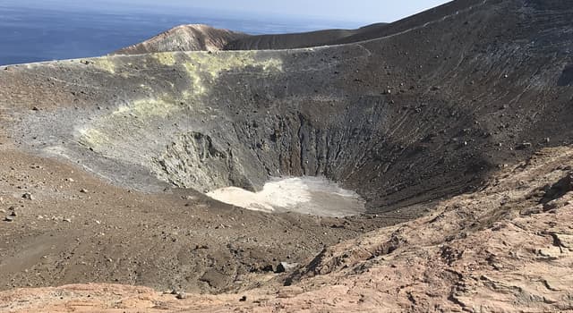 Geografía Pregunta Trivia: ¿Frente a qué costa se encuentra la isla de Vulcano?