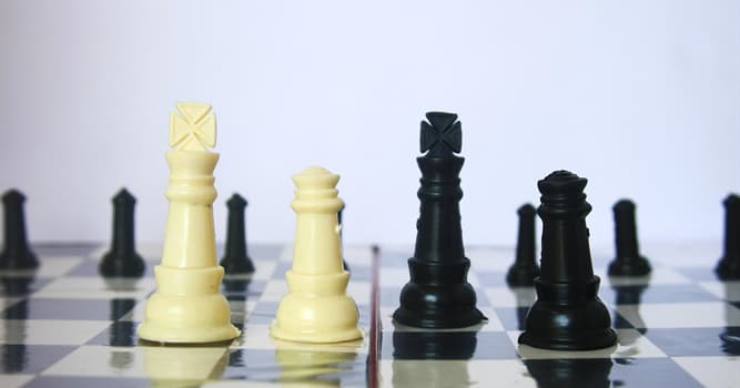 Qual é nome dado à peça de xadrez, Perguntas Triviais