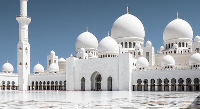 Cultuur Trivia Vraag: In welk land is de Sheikh Zayed-moskee?