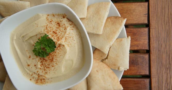 Sociedad Pregunta Trivia: ¿Cómo se llama una especialidad oriental hecha de garbanzos o habas trituradas?