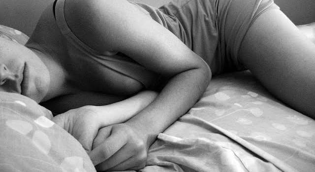 Maatschappij Trivia Vraag: Wat is de naam van het vervelende, luide geluid dat mensen maken tijdens het slapen?