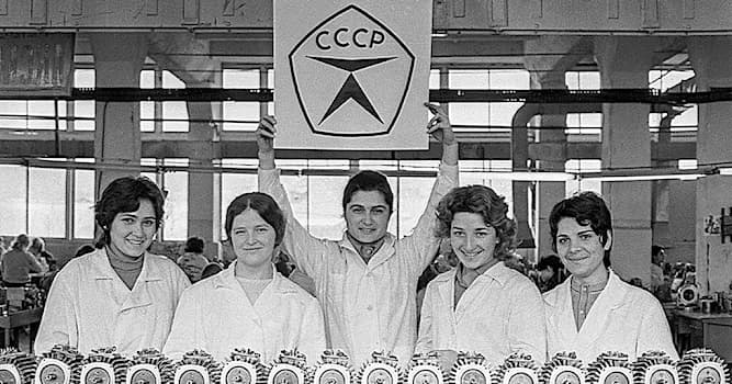 История Вопрос: Чему был посвящен первый государственный стандарт СССР, утверждённый в 1926 году?