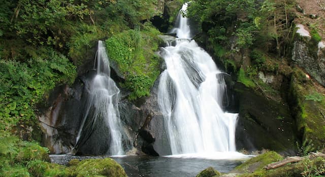 Nature Trivia Question: What is the name of these waterfalls situated in Germany?
