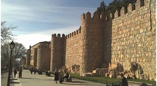 Geography Trivia Question: Which European city is fortified by these well-preserved medieval walls?