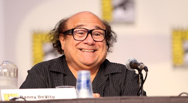 Movies & TV Trivia Question: How tall is Danny DeVito?