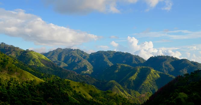 Geography Trivia Question: What is the name of the longest mountain range in Jamaica?