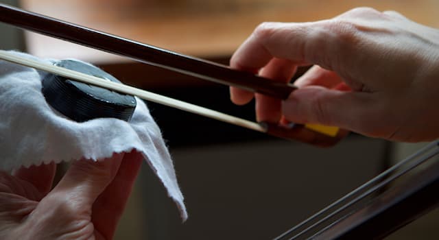 Science Trivia Question: What is the reason for the violinist's use of rosin on the hairs of the bow prior to playing the violin?