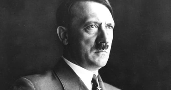 История Вопрос: Как называется автобиография Адольфа Гитлера?