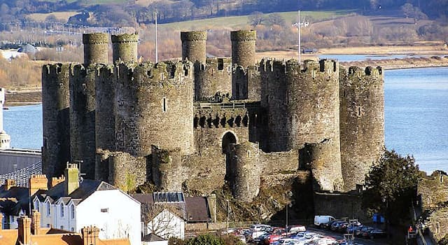 History Trivia Question: In the 1460s, which Welsh castle withstood a siege of seven years, the longest in British history?