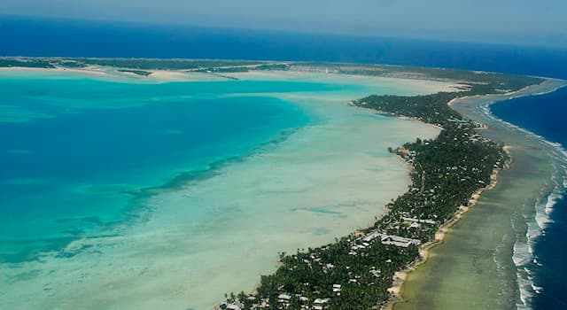 География Вопрос: Как называется столица микронезийского государства Кирибати?