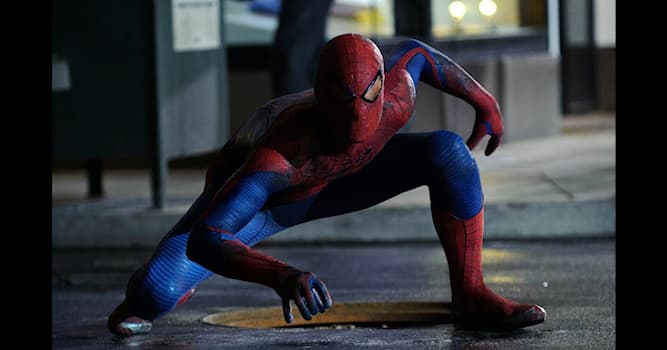 Кино Вопрос: Кто из перечисленных актеров не играл Человека-паука в фильмах Marvel?