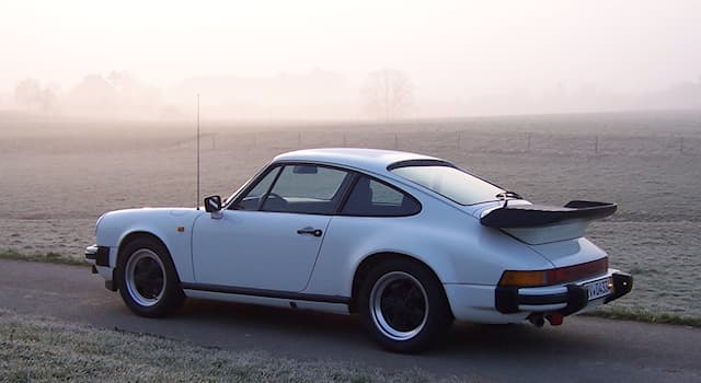 Sport Question: La Porsche 911 est une voiture de sport de quel pays ?