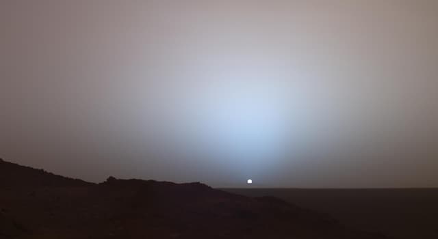 Природа Вопрос: На какой планете Солнечной системы закаты и затмения синего цвета?