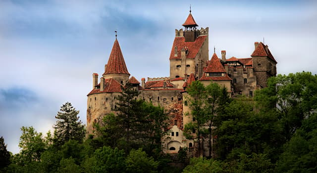 Culture Trivia Question: Situated in Transylvania, and associated with Count Dracula, what is this castle known as?