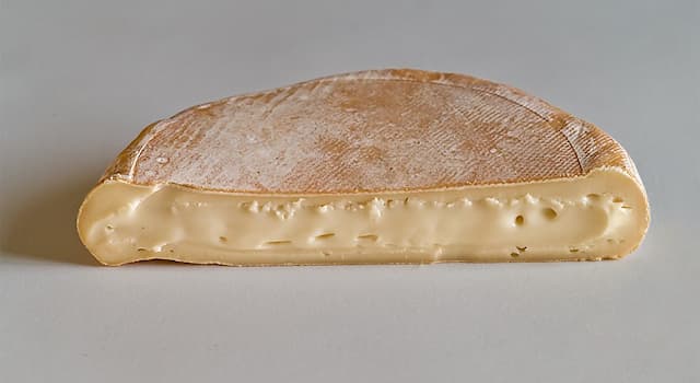 Общество Вопрос: В какой стране был впервые изготовлен мягкий сыр реблошон?