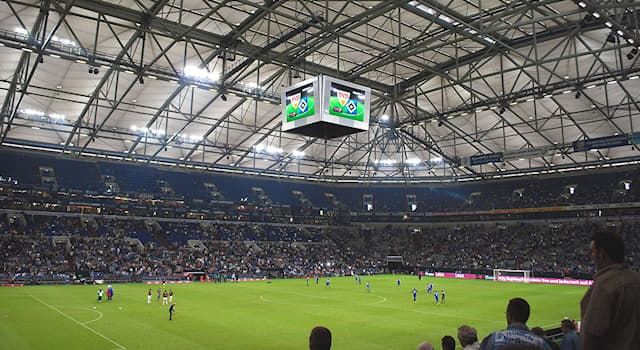 Спорт Вопрос: В какой стране проводится футбольное состязание Telekom Cup (Кубок Telekom)?