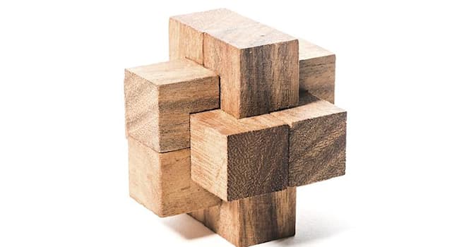 Culture Trivia Question: Which is not a characteristic of the Burr puzzle?