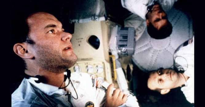 Movies & TV Trivia Question: Who directed the American film 'Apollo 13'?