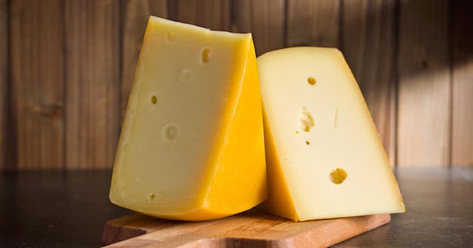 Toplum Trivia Sorusu: Peynirin Ana Bileşeni Nedir?