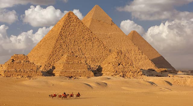 History Trivia Question: Written by an Egyptian inspector about 4,500 years ago, what does the ‘Diary of Merer’ contain?