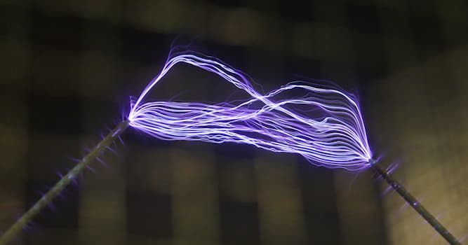 Bilim Trivia Sorusu: Elektrik akımı nedir?