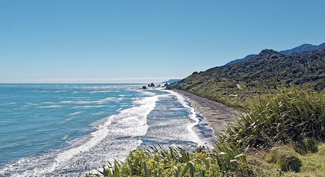 География Вопрос: Какое водное пространство разделяет Австралию и Новую Зеландию?