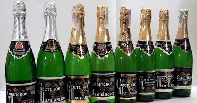 Общество Вопрос: Когда появилась торговая марка «Советское шампанское»?
