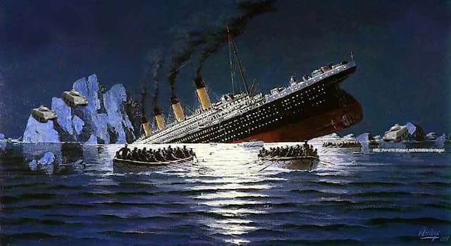 История Вопрос: Кто из перечисленных писателей-фантастов погиб во время крушения трансатлантического лайнера «Титаник»?